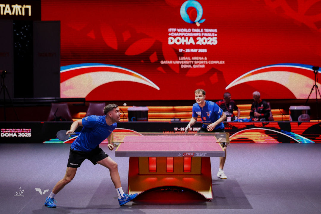 Les tables rouges de Doha : l'écrin flamboyant des Mondiaux 2025